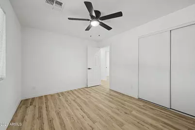 2937 N 47th Avenue, Phoenix, AZ 85031 - Photo 18