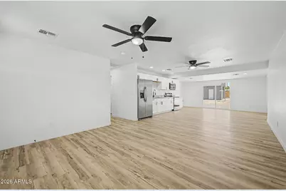 2937 N 47th Avenue, Phoenix, AZ 85031 - Photo 6