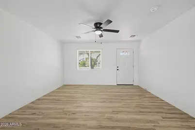 2937 N 47th Avenue, Phoenix, AZ 85031 - Photo 10