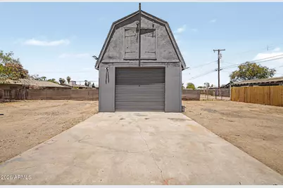 2937 N 47th Avenue, Phoenix, AZ 85031 - Photo 28