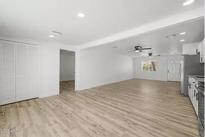 2937 N 47th Avenue, Phoenix, AZ 85031 - Photo 8