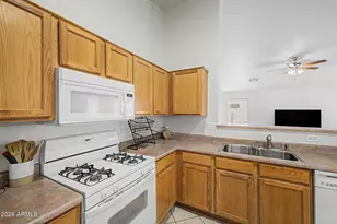 15869 W Tara Ln, Surprise, AZ 85374 - Photo 16