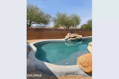 16804 W Northampton Road, Surprise, AZ 85374 - Photo 2
