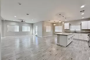 9240 W Debbie Ln, Arizona City, AZ 85123 - Photo 4
