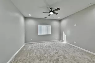 9240 W Debbie Ln, Arizona City, AZ 85123 - Photo 14
