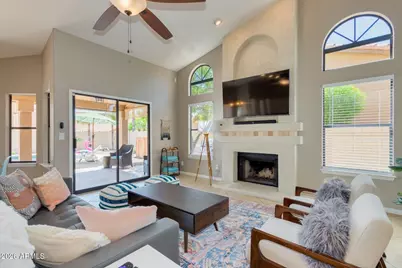 1585 W Honeysuckle Lane, Chandler, AZ 85248 - Photo 6