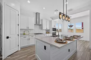 10740 E Thatcher Ave, Mesa, AZ 85212 - Photo 14