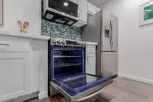 5525 E Thomas Rd, Phoenix, AZ 85018 - Photo 10