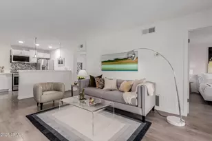 5525 E Thomas Rd, Phoenix, AZ 85018 - Photo 1