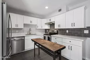 3711 E Monterosa St, Phoenix, AZ 85018 - Photo 2