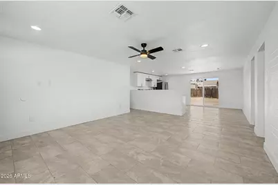 7254 W Wolf Street, Phoenix, AZ 85033 - Photo 4
