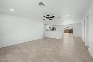 7254 W Wolf St, Phoenix, AZ 85033 - Photo 4