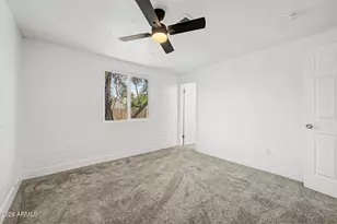 7254 W Wolf St, Phoenix, AZ 85033 - Photo 12