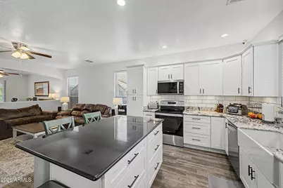 3007 W Goldmine Mountain Drive, San Tan Valley, AZ 85144 - Photo 16