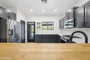 1625 W Big Oak St, Phoenix, AZ 85085 - Photo 36