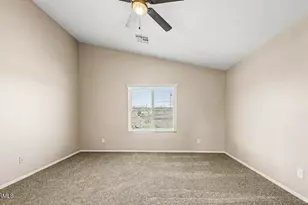 23765 W Desert Bloom St, Buckeye, AZ 85326 - Photo 20
