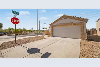 23765 W Desert Bloom Street, Buckeye, AZ 85326 - Photo 2