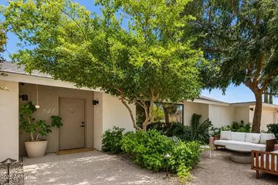 627 W Palmaire Avenue, Phoenix, AZ 85021 - Photo 2