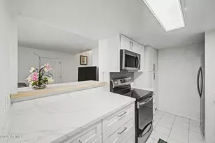 4170 N 81st St, Scottsdale, AZ 85251 - Photo 8