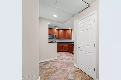 5450 E Deer Valley Drive #1015, Phoenix, AZ 85054 - Photo 4