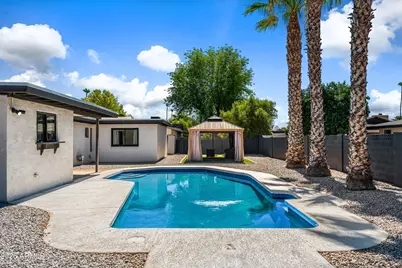 919 W Port Royale Lane, Phoenix, AZ 85023 - Photo 38