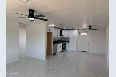 7426 W Holly Street, Phoenix, AZ 85035 - Photo 4