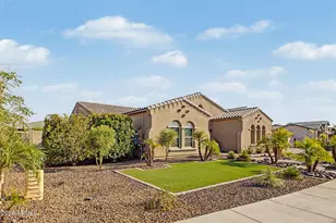 9237 W Parkside Ln, Peoria, AZ 85383 - Photo 4