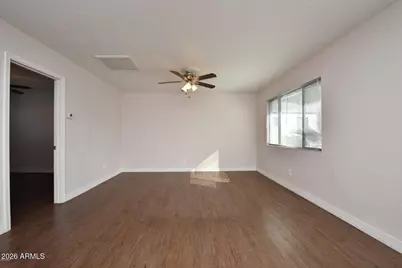 502 E Mariposa Street #Apt 201, Phoenix, AZ 85012 - Photo 6