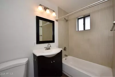 502 E Mariposa Street #Apt 201, Phoenix, AZ 85012 - Photo 10