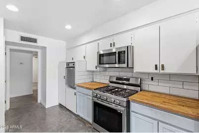 6319 N 13th Place, Phoenix, AZ 85014 - Photo 2