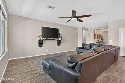 23781 N 169th Lane, Surprise, AZ 85387 - Photo 8