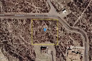 1300 W Emerris St, Bisbee, AZ 85603 - Photo 1