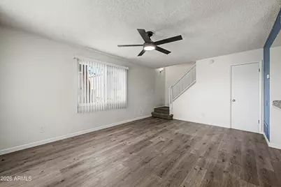 5204 N 42nd Drive, Phoenix, AZ 85019 - Photo 8