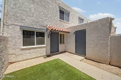 5204 N 42nd Drive, Phoenix, AZ 85019 - Photo 2