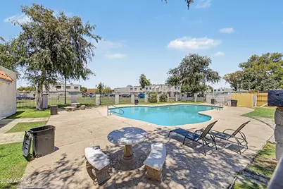 5204 N 42nd Drive, Phoenix, AZ 85019 - Photo 20