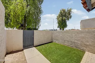 5204 N 42nd Dr, Phoenix, AZ 85019 - Photo 4