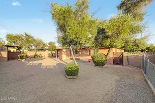 1002 E Glenn Dr, Phoenix, AZ 85020 - Photo 44