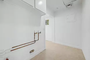 1002 E Glenn Dr, Phoenix, AZ 85020 - Photo 34