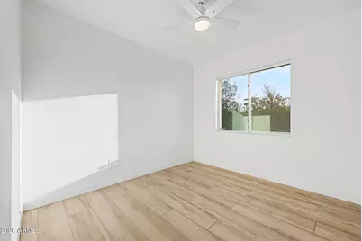 1002 E Glenn Drive, Phoenix, AZ 85020 - Photo 24