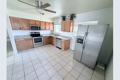13216 W Tuckey Lane, Glendale, AZ 85307 - Photo 4