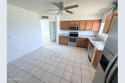 13216 W Tuckey Lane, Glendale, AZ 85307 - Photo 8