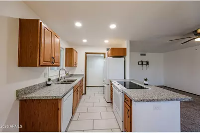 13232 N 98th Avenue #M, Sun City, AZ 85351 - Photo 4