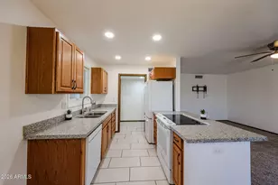 13232 N 98th Ave, Sun City, AZ 85351 - Photo 4
