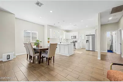 1526 E Marguerite Avenue, Phoenix, AZ 85040 - Photo 10