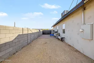1526 E Marguerite Ave, Phoenix, AZ 85040 - Photo 24