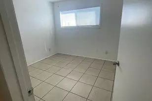 2666 N 43rd Ave, Phoenix, AZ 85009 - Photo 8