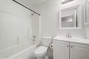 8563 W Mission Ln, Peoria, AZ 85345 - Photo 24