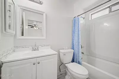 8563 W Mission Lane, Peoria, AZ 85345 - Photo 18