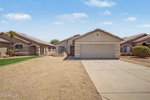8563 W Mission Ln, Peoria, AZ 85345 - Photo 30