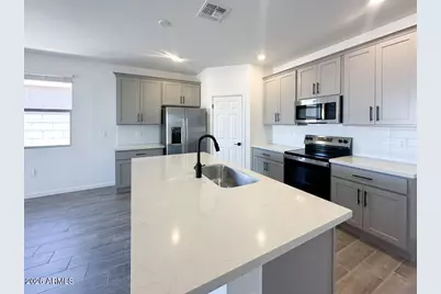 12358 N Damsen Drive, Maricopa, AZ 85139 - Photo 4
